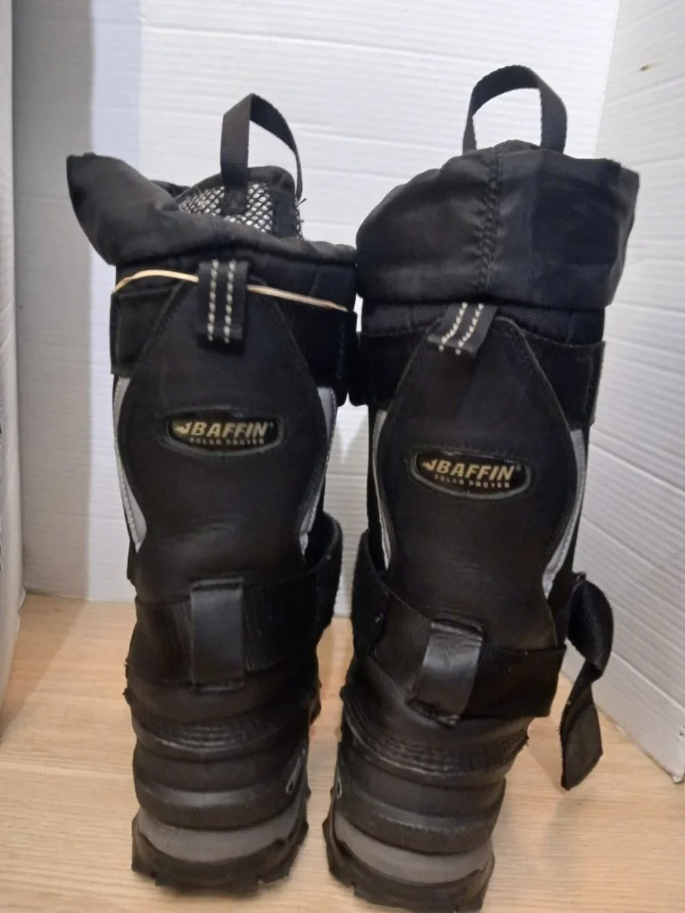 Baffin Selkirk EPIC-M002 Polar Proven Waterproof Snow Boots Men's Size 10 Black